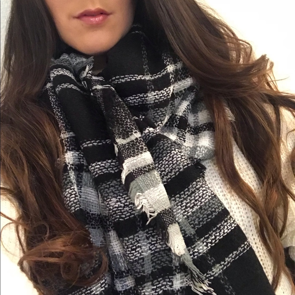 Grey Multi Plaid Blanket Scarf